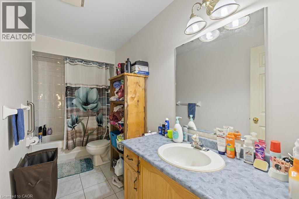 4114 Pincay Oaks Lane, Burlington, Ontario  L7M 4L6 - Photo 24 - 40872086