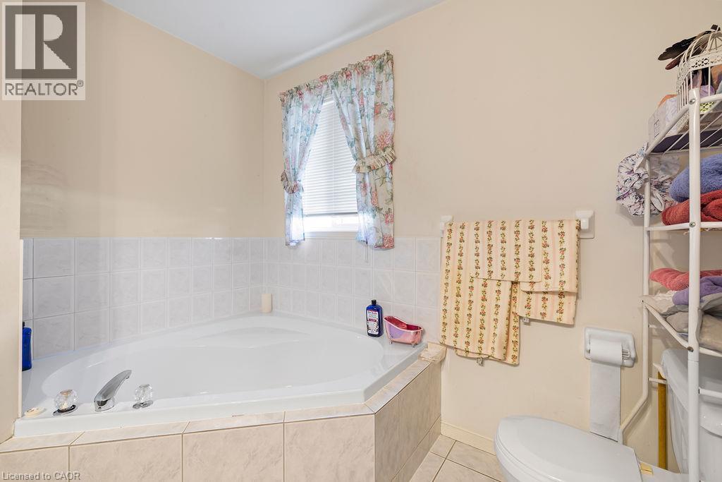 4114 Pincay Oaks Lane, Burlington, Ontario  L7M 4L6 - Photo 32 - 40872086