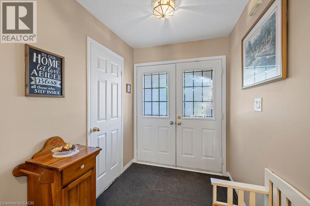 4114 Pincay Oaks Lane, Burlington, Ontario  L7M 4L6 - Photo 4 - 40872086