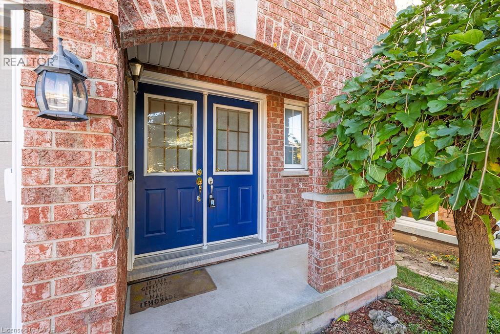 4114 Pincay Oaks Lane, Burlington, Ontario  L7M 4L6 - Photo 5 - 40872086