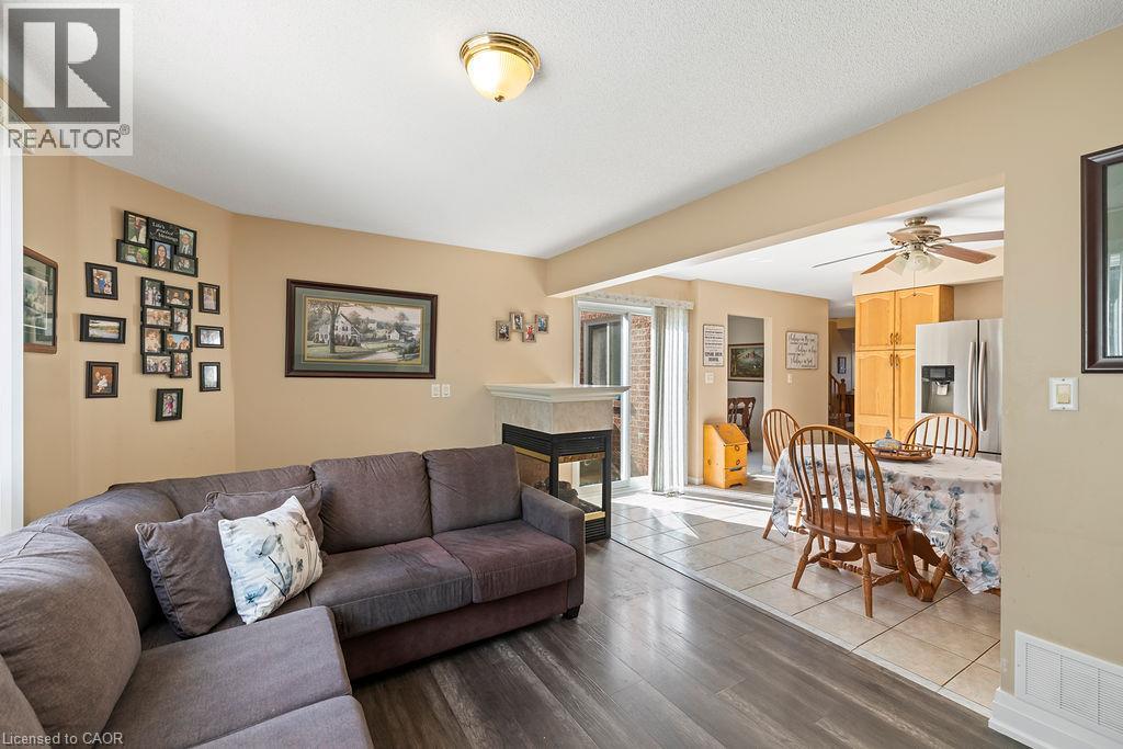 4114 Pincay Oaks Lane, Burlington, Ontario  L7M 4L6 - Photo 9 - 40872086