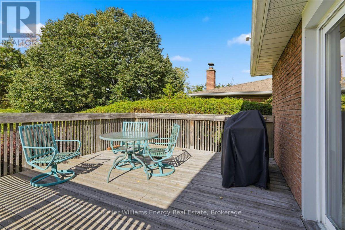 724 Clifton Drive, Oshawa, Ontario  L1G 2Z1 - Photo 19 - E14098742