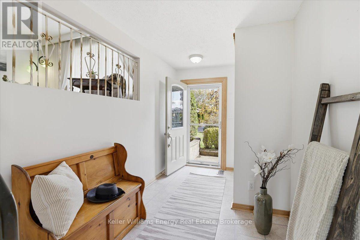 724 Clifton Drive, Oshawa, Ontario  L1G 2Z1 - Photo 4 - E14098742