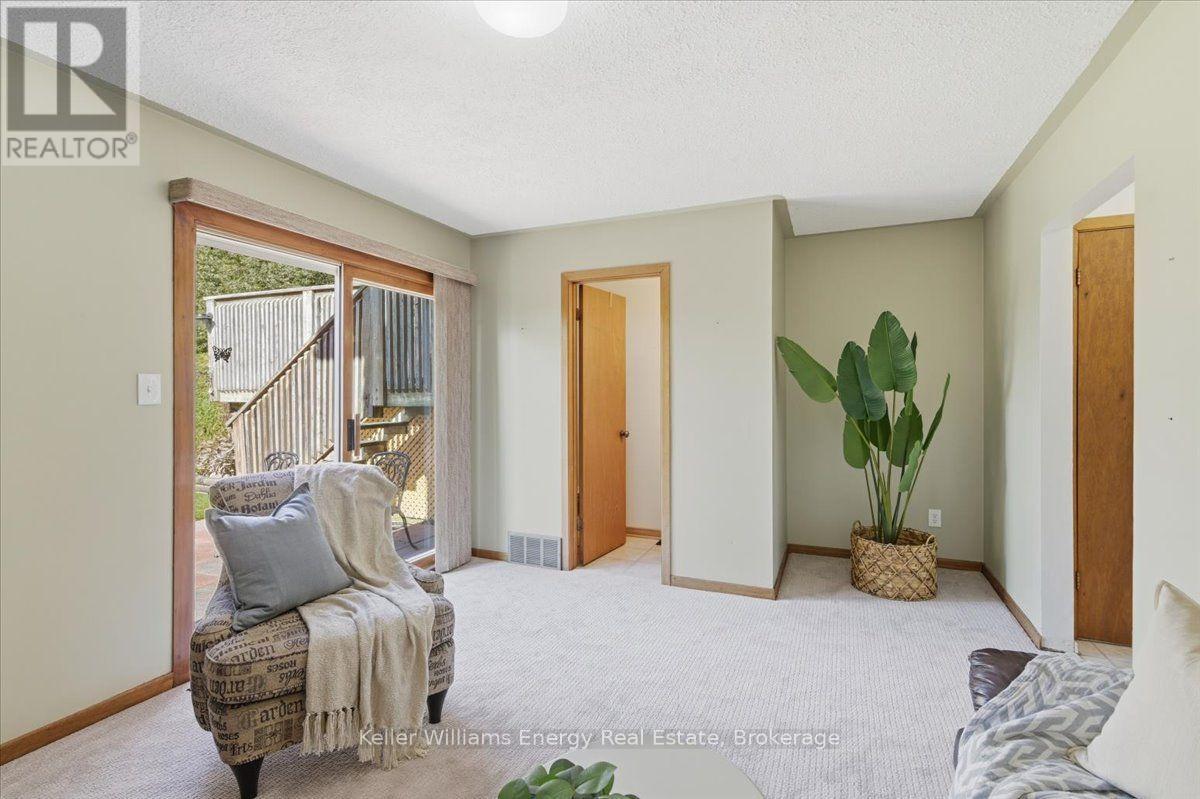 724 Clifton Drive, Oshawa, Ontario  L1G 2Z1 - Photo 7 - E14098742