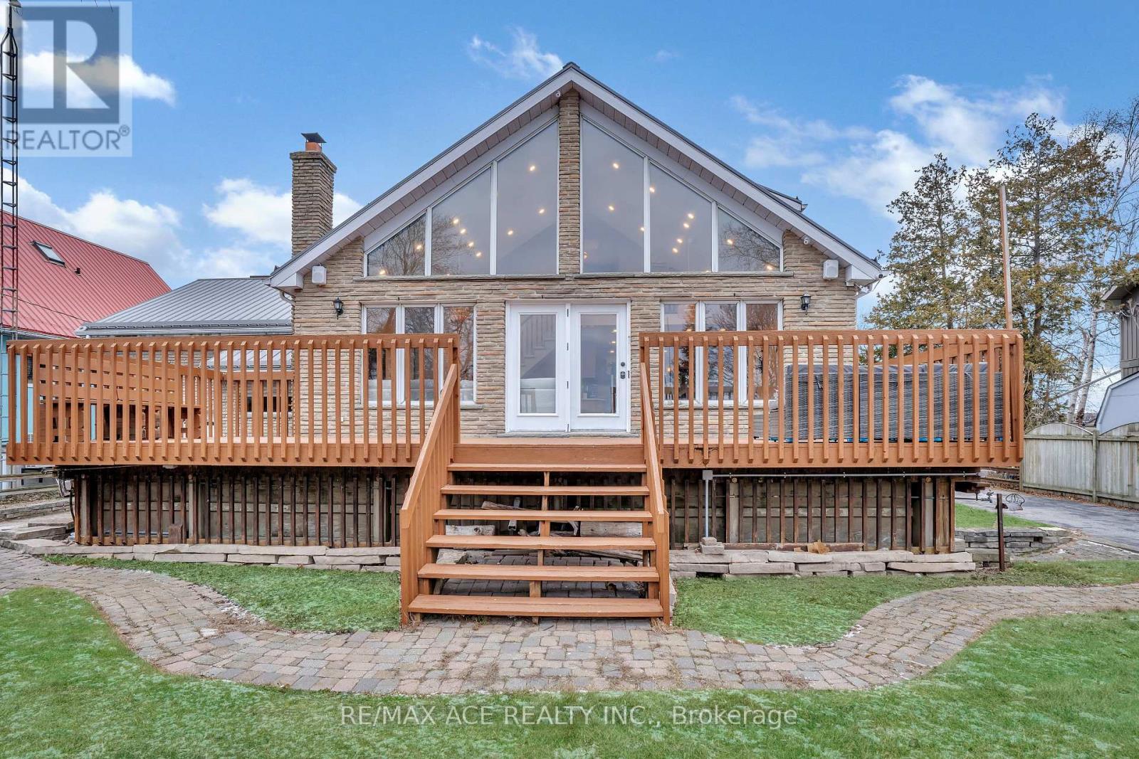 52 West Beach Road, Clarington, Ontario  L1C 7B7 - Photo 7 - E14098668