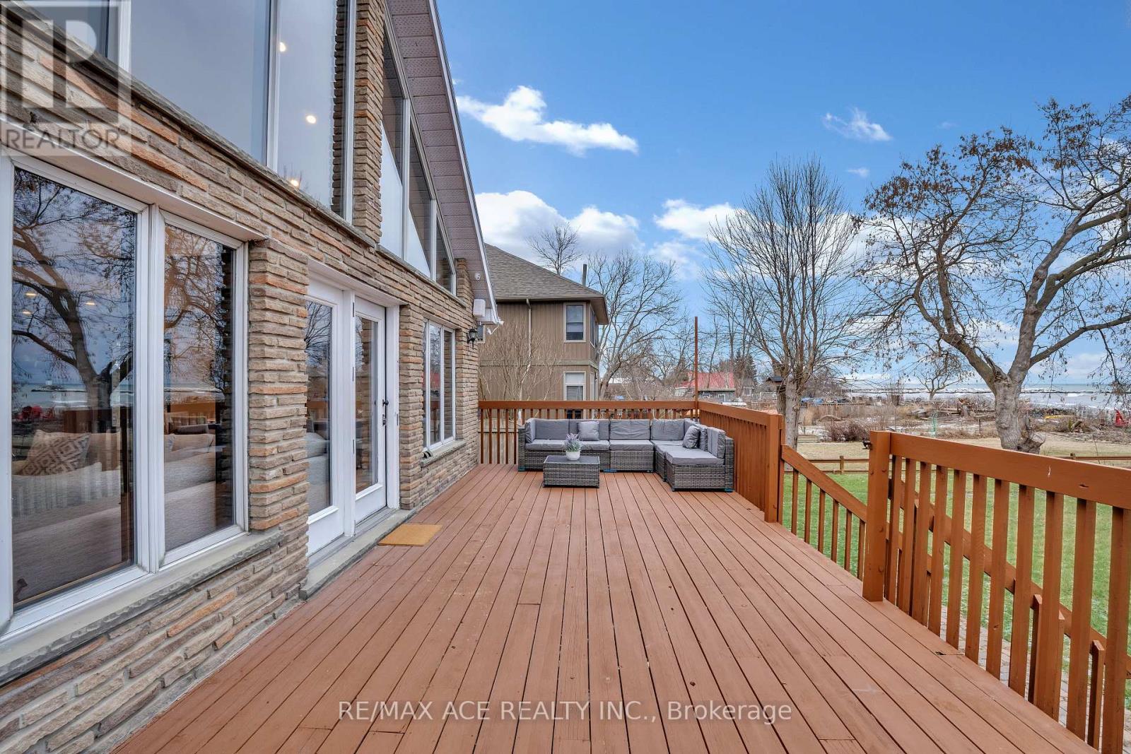 52 West Beach Road, Clarington, Ontario  L1C 7B7 - Photo 9 - E14098668