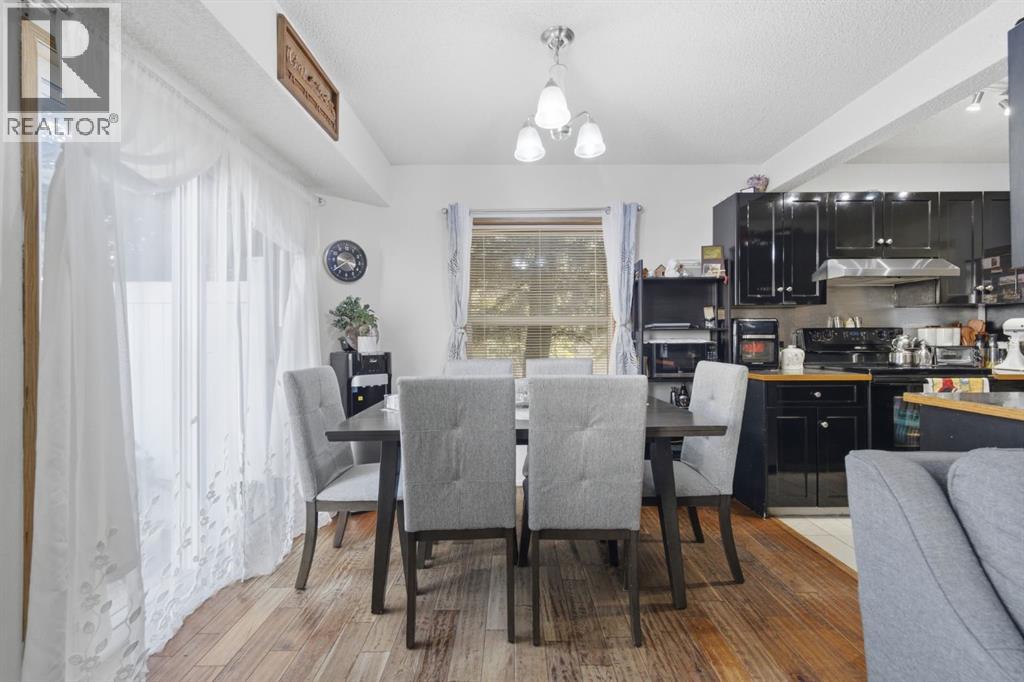 240 Shawinigan Drive Sw, Calgary, Alberta  T2Y 3B4 - Photo 10 - A2337791