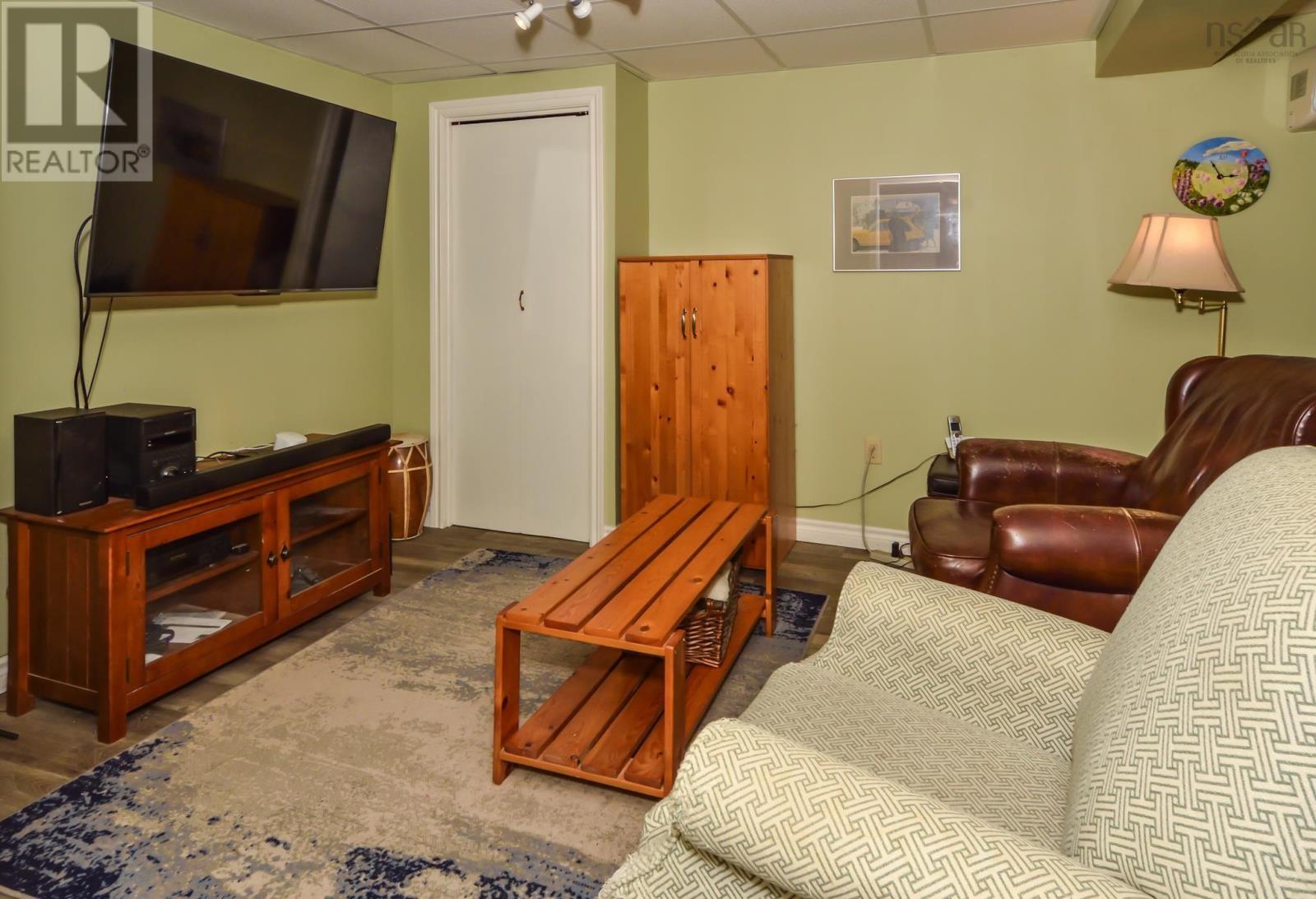 73 Forest Hill Road, Bridgewater, Nova Scotia  B4V 1V2 - Photo 22 - 202626240