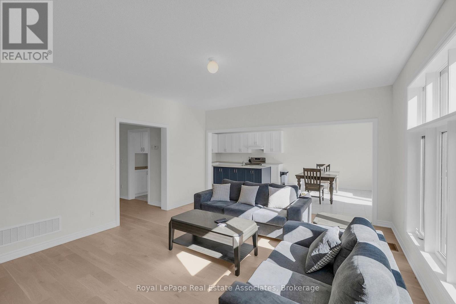 1418 Davis Loop, Innisfil (Lefroy), Ontario  L0L 1W0 - Photo 14 - N14098628