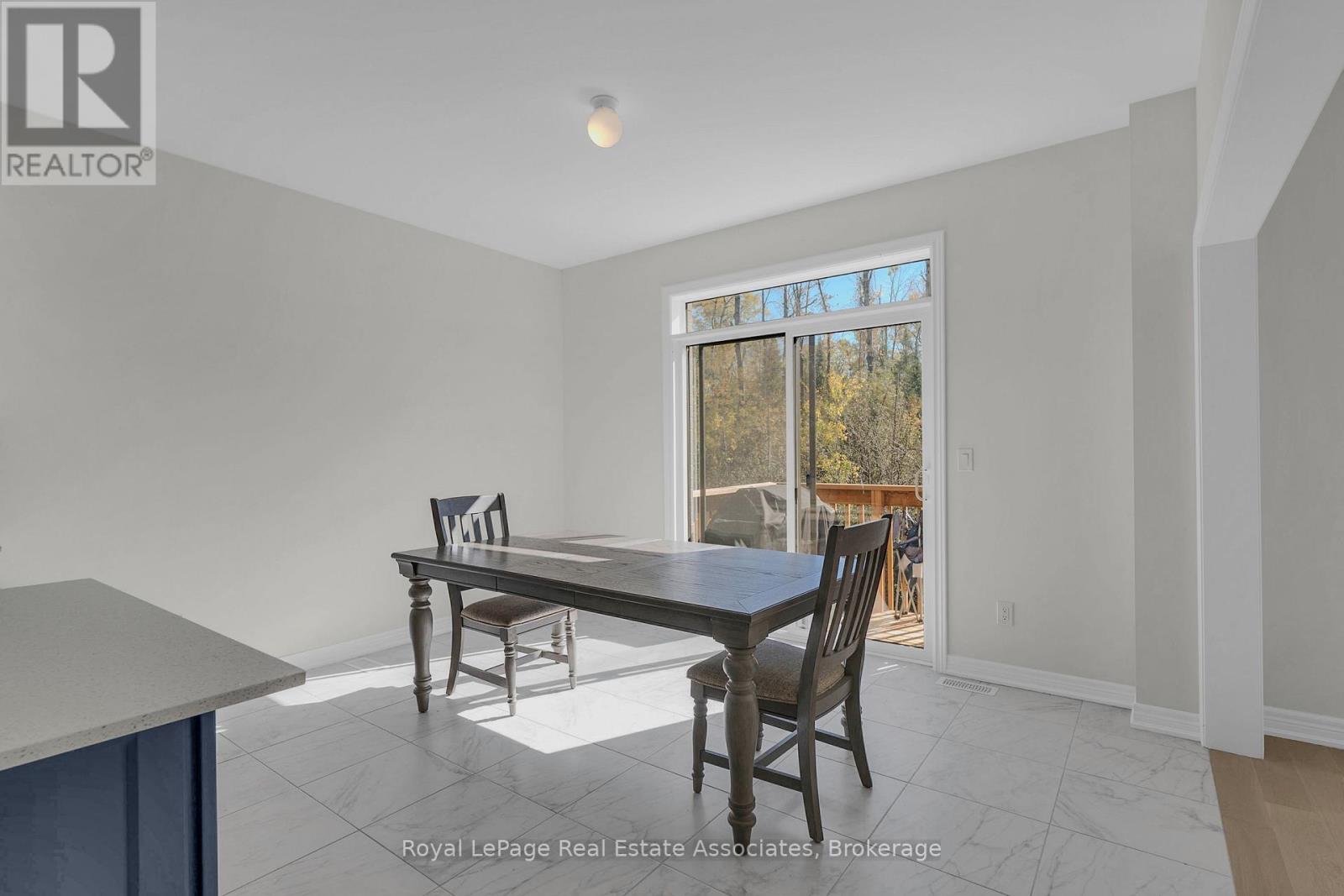 1418 Davis Loop, Innisfil (Lefroy), Ontario  L0L 1W0 - Photo 19 - N14098628