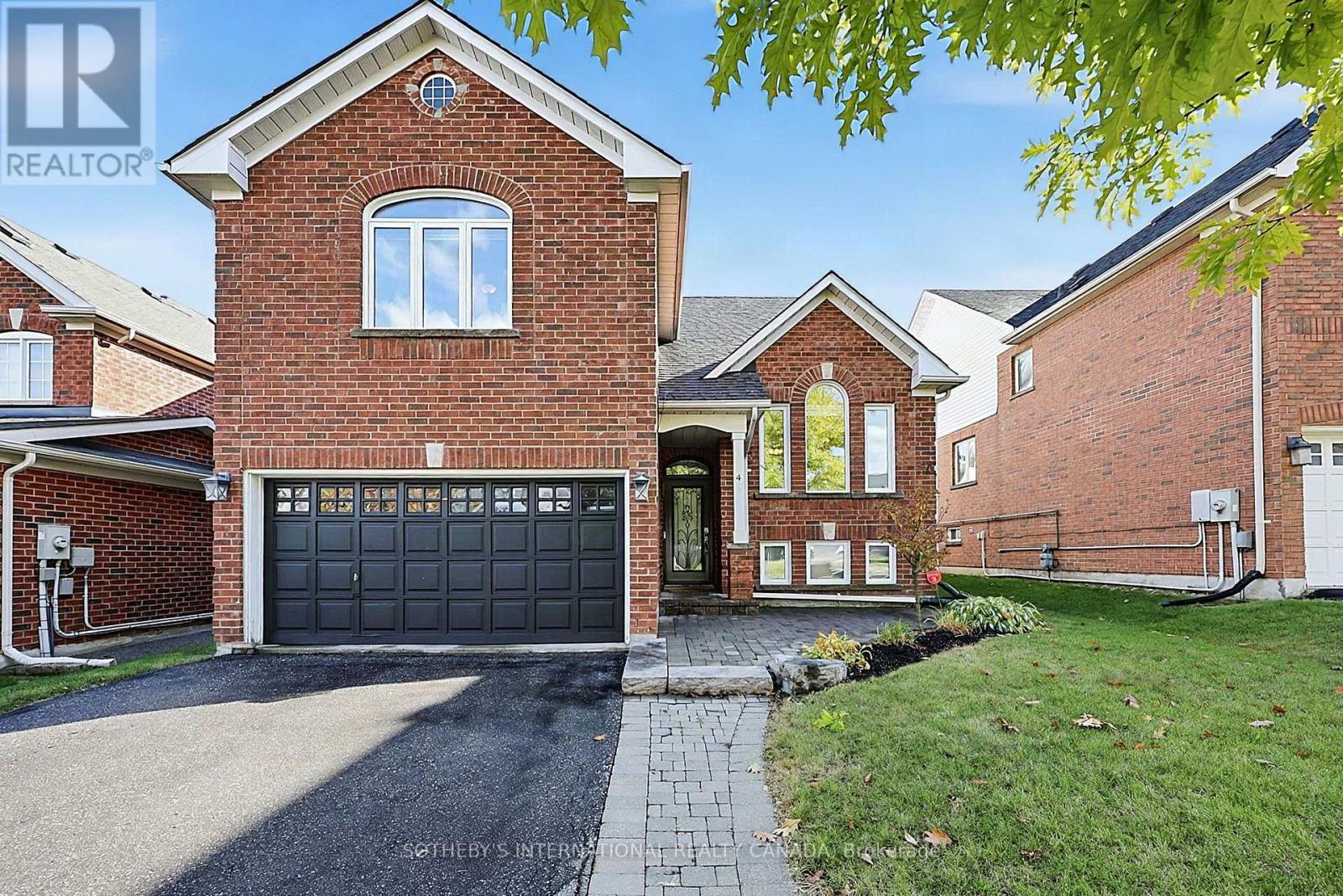 4 Brecken Drive, Georgina, Ontario  L4P 4A3 - Photo 1 - N14098640