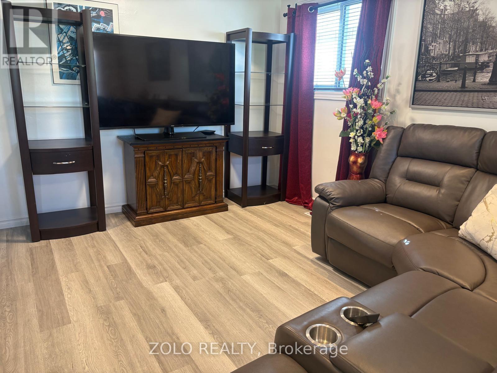147 Burns Circle, Barrie (Letitia Heights), Ontario  L4N 5J8 - Photo 6 - S14098632