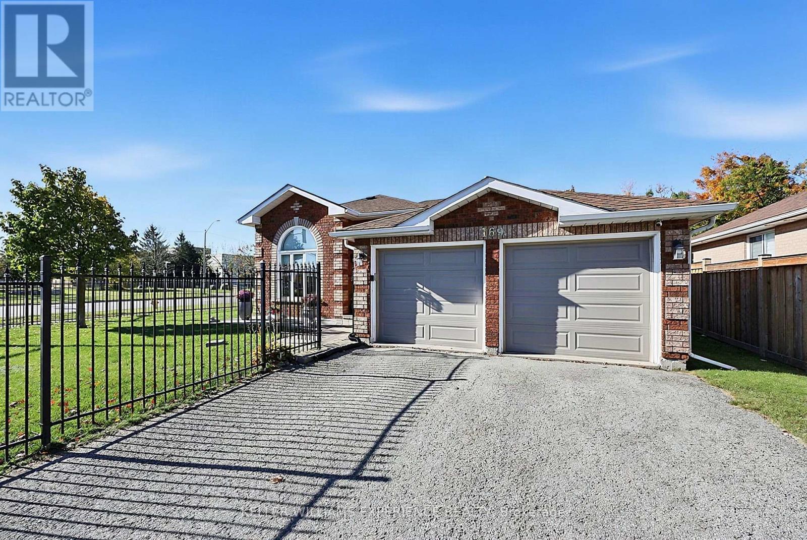 169 Emms Drive, Barrie (Holly), Ontario L4N 9N7 - Photo 3 - S14098696