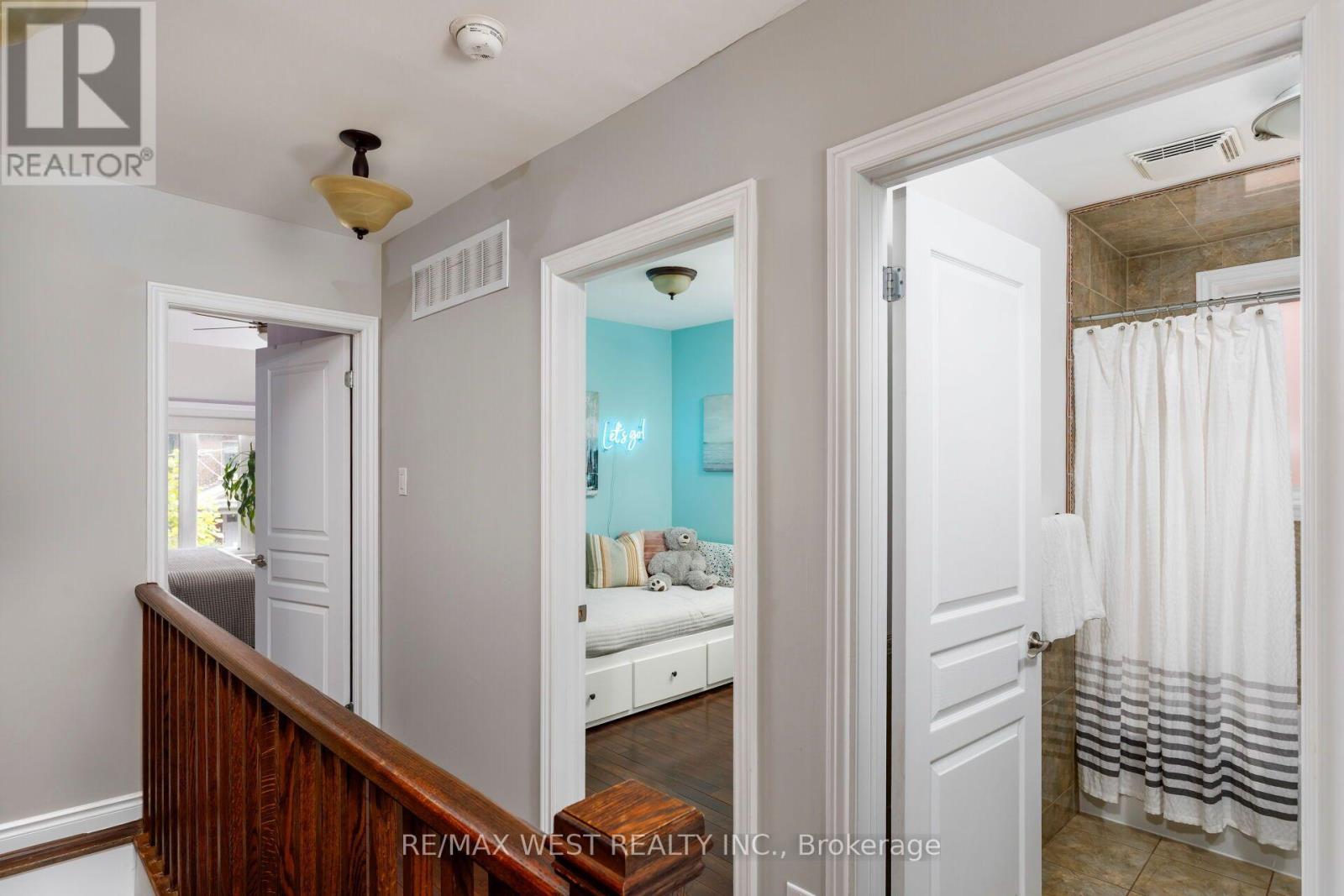 17a Cowan Avenue, Toronto, Ontario  M6K 2N1 - Photo 23 - W14098666
