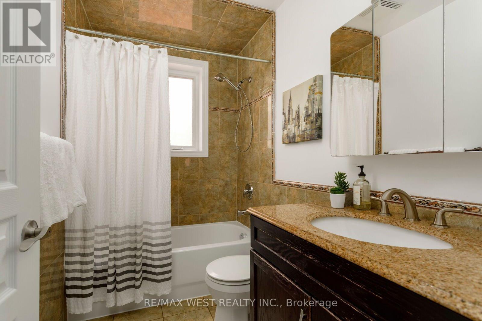 17a Cowan Avenue, Toronto, Ontario  M6K 2N1 - Photo 27 - W14098666