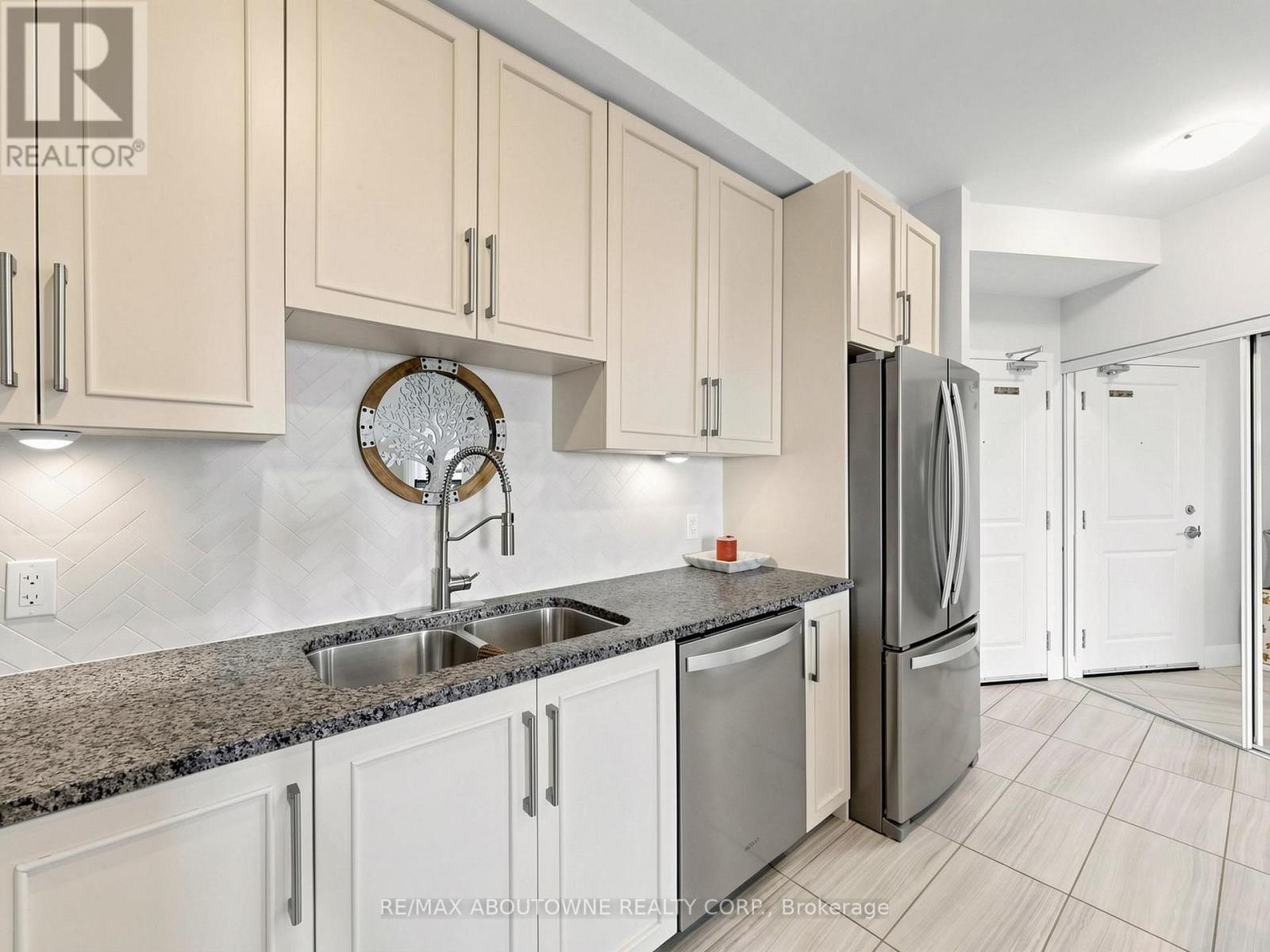 418 - 630 Sauve Street, Milton, Ontario  L9T 9A6 - Photo 15 - W14098714