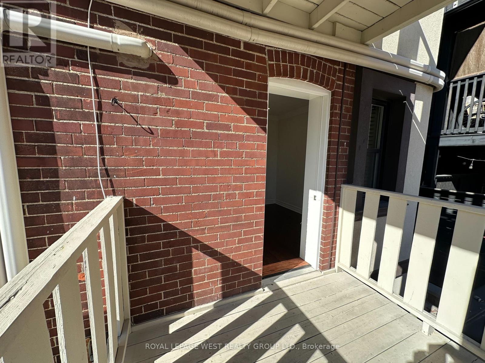 1 - 27 MOSSOM ROAD W