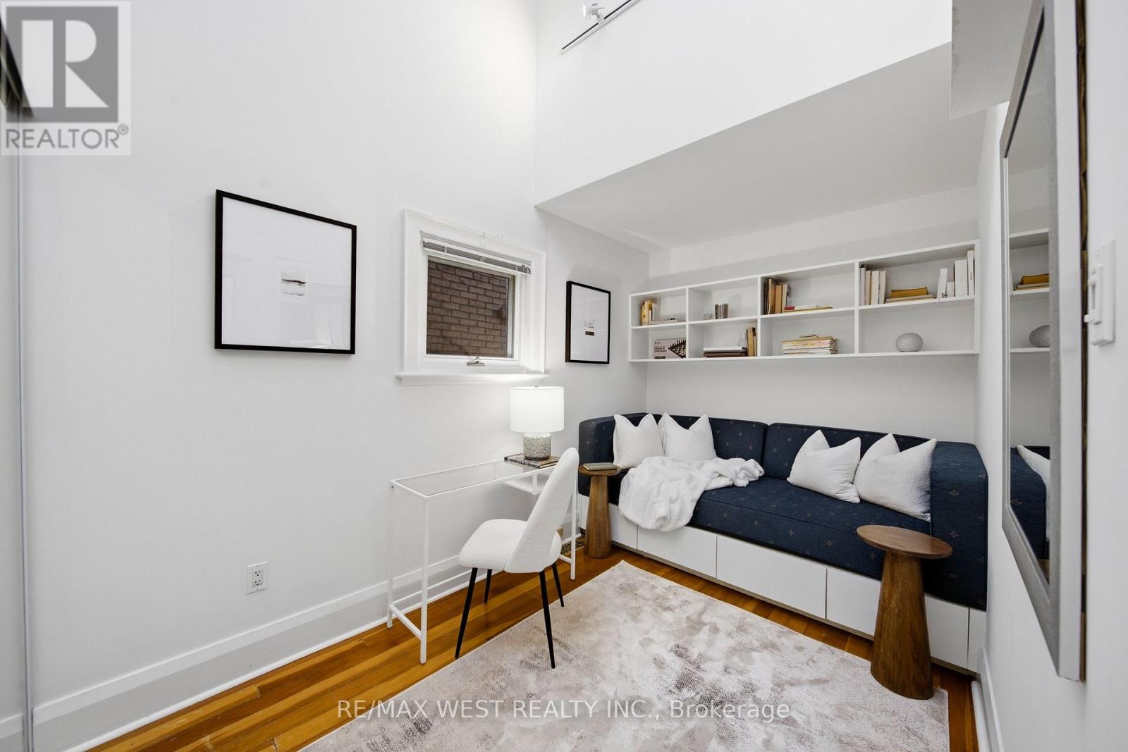 209 Clendenan Avenue, Toronto, Ontario  M6P 2W9 - Photo 16 - W14098736