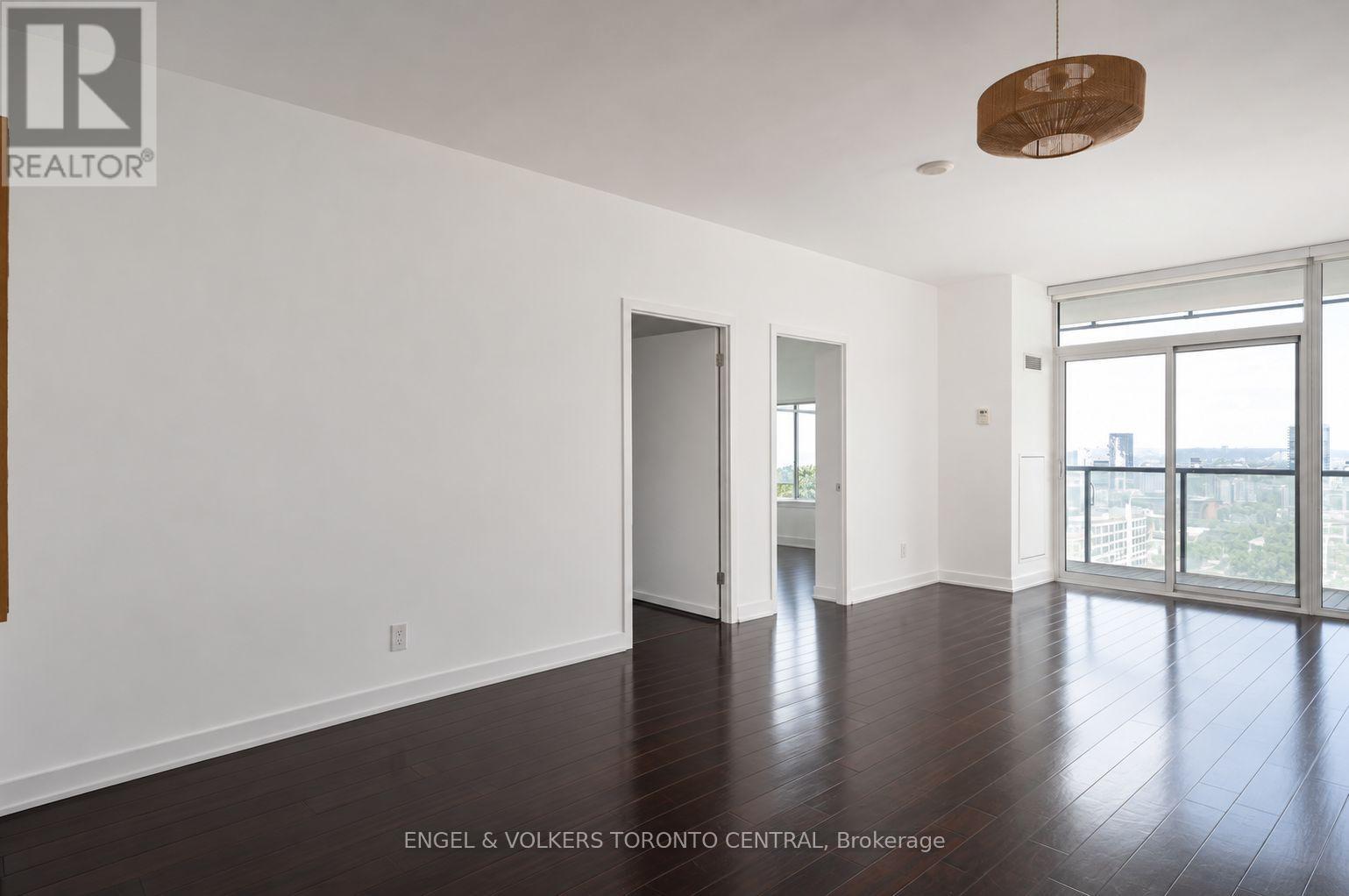 2405 - 1 Market Street, Toronto, Ontario  M5E 0A2 - Photo 8 - C14093704