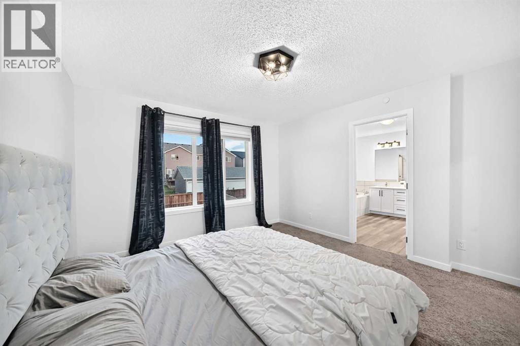 46 Lucas Heights NW