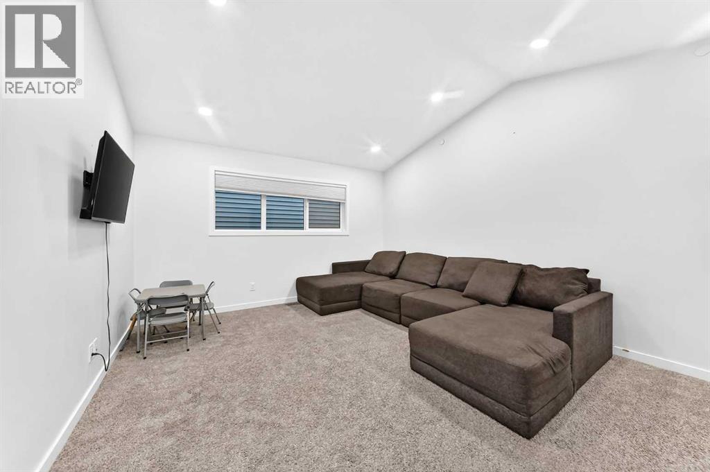 46 Lucas Heights NW