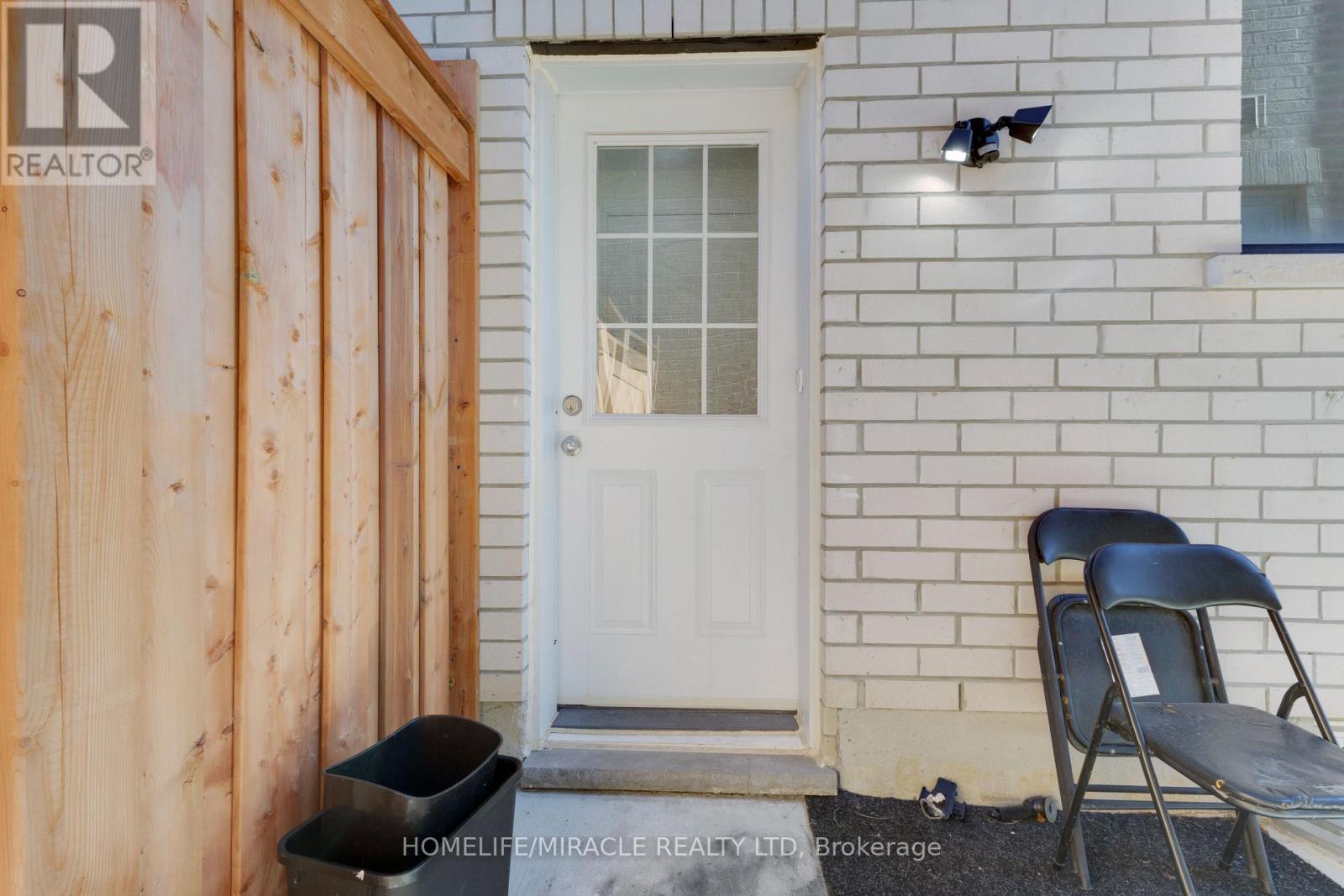 45 Calabria Drive, Caledon, Ontario  L7C 4L2 - Photo 21 - W14090992