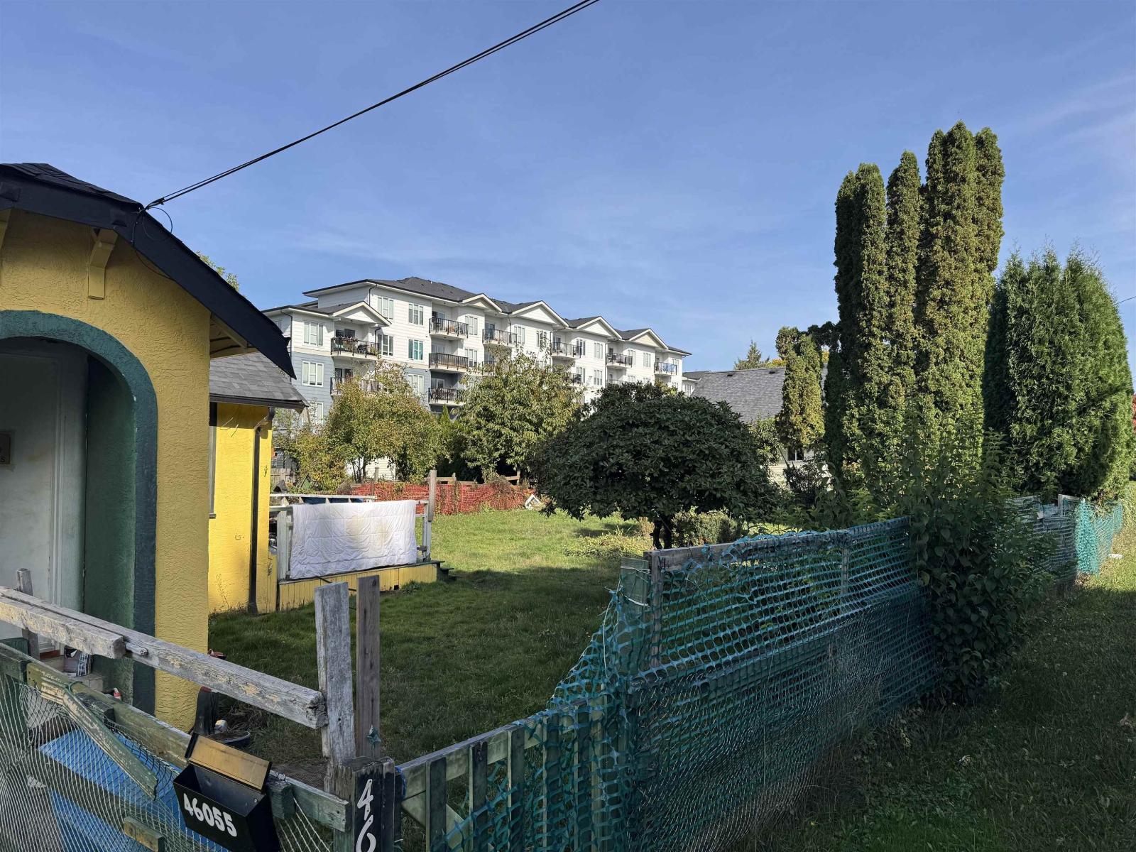 46055 CLEVELAND AVENUE|Chilliwack Proper East