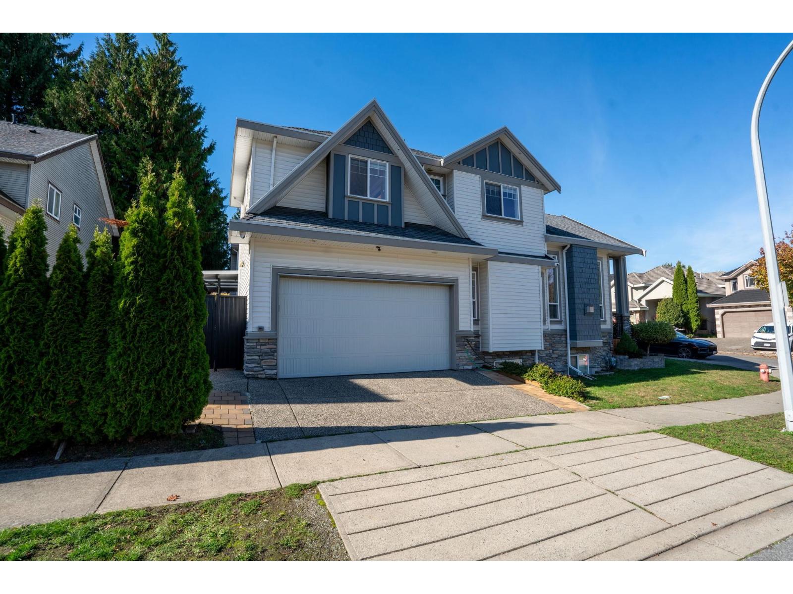 13798 58a Avenue, Surrey, British Columbia  V3X 1G7 - Photo 2 - R3176371