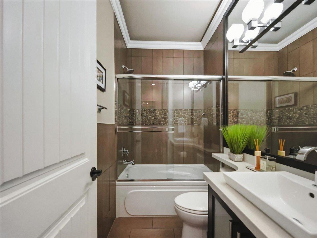 2258 Madrona Place, Surrey, British Columbia  V4A 7Z4 - Photo 11 - R3176891