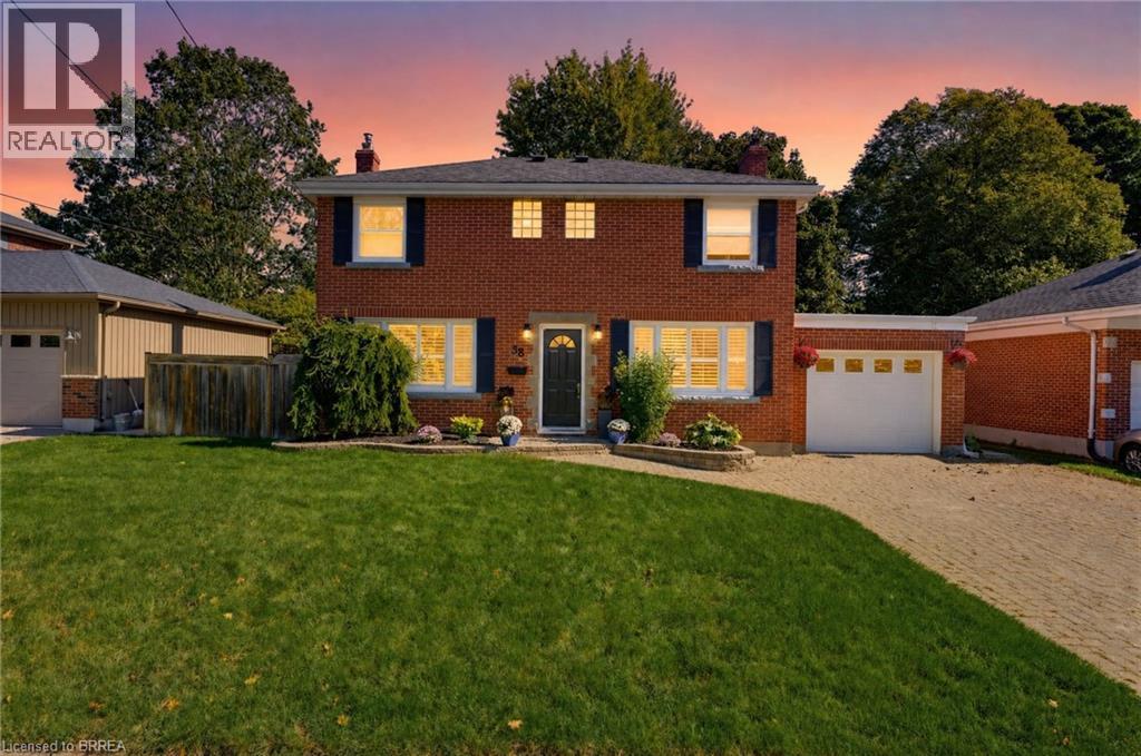 38 Admiral Road, Brantford, Ontario  N3R 1L6 - Photo 1 - 40872651