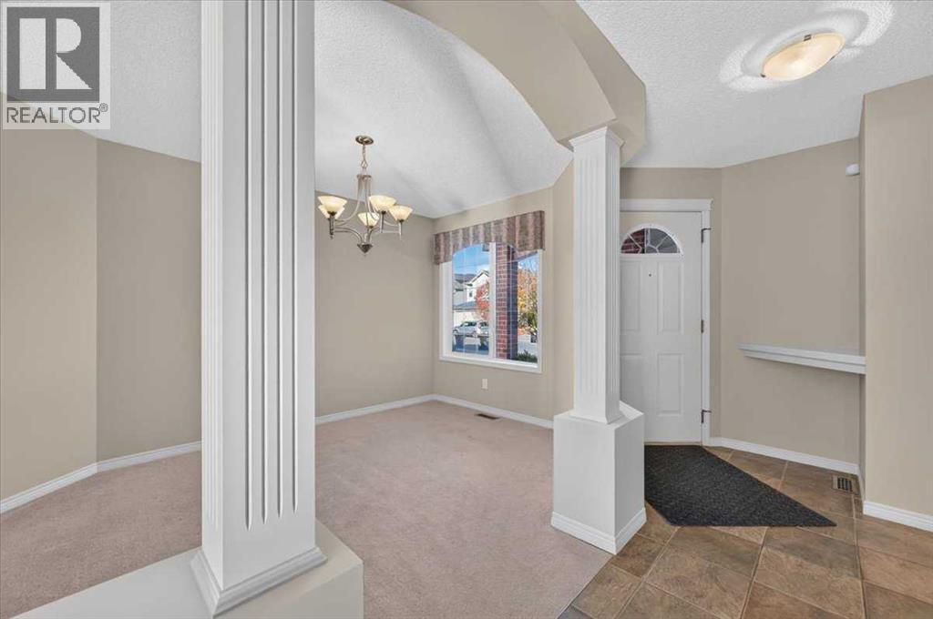238 New Brighton Circle Se, Calgary, Alberta  T2Z 4B2 - Photo 6 - A2352727