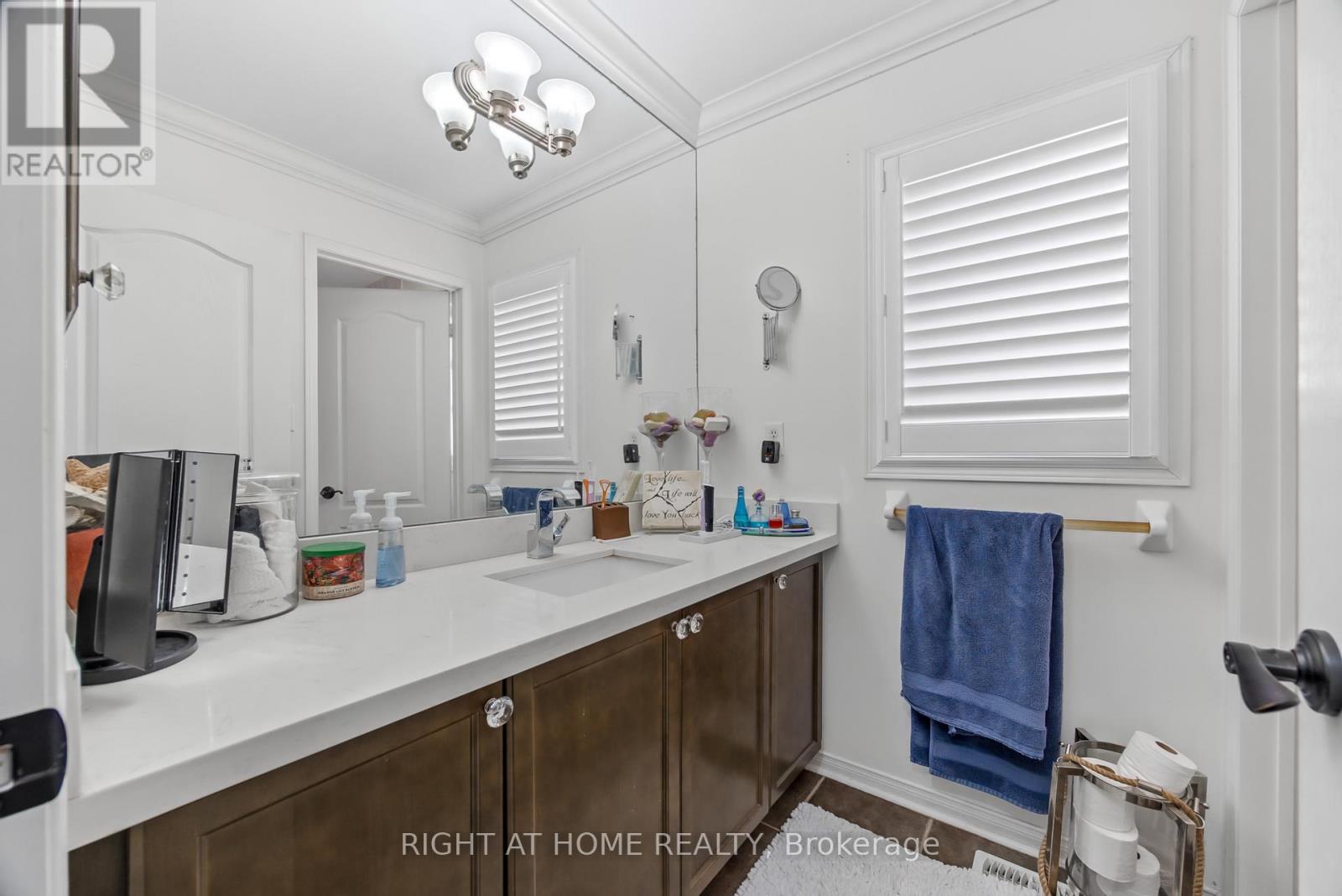 7 Urwin Street, Ajax, Ontario  L1T 0G7 - Photo 35 - E14092834