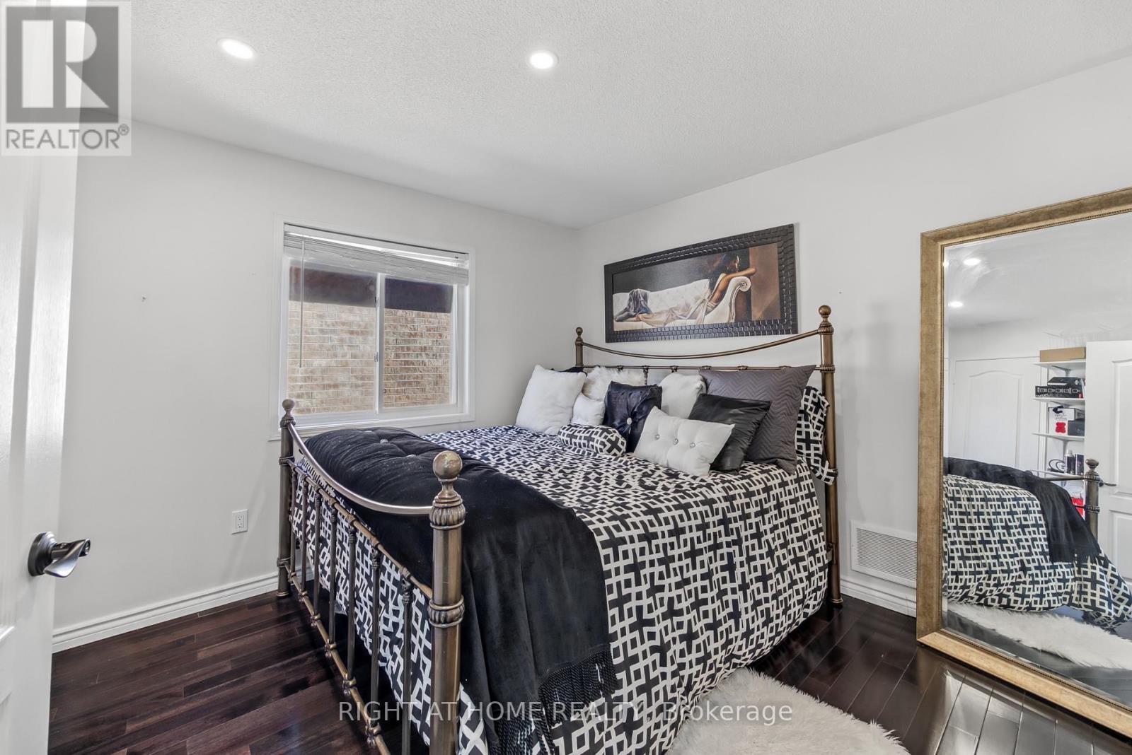 7 Urwin Street, Ajax, Ontario  L1T 0G7 - Photo 32 - E14092834