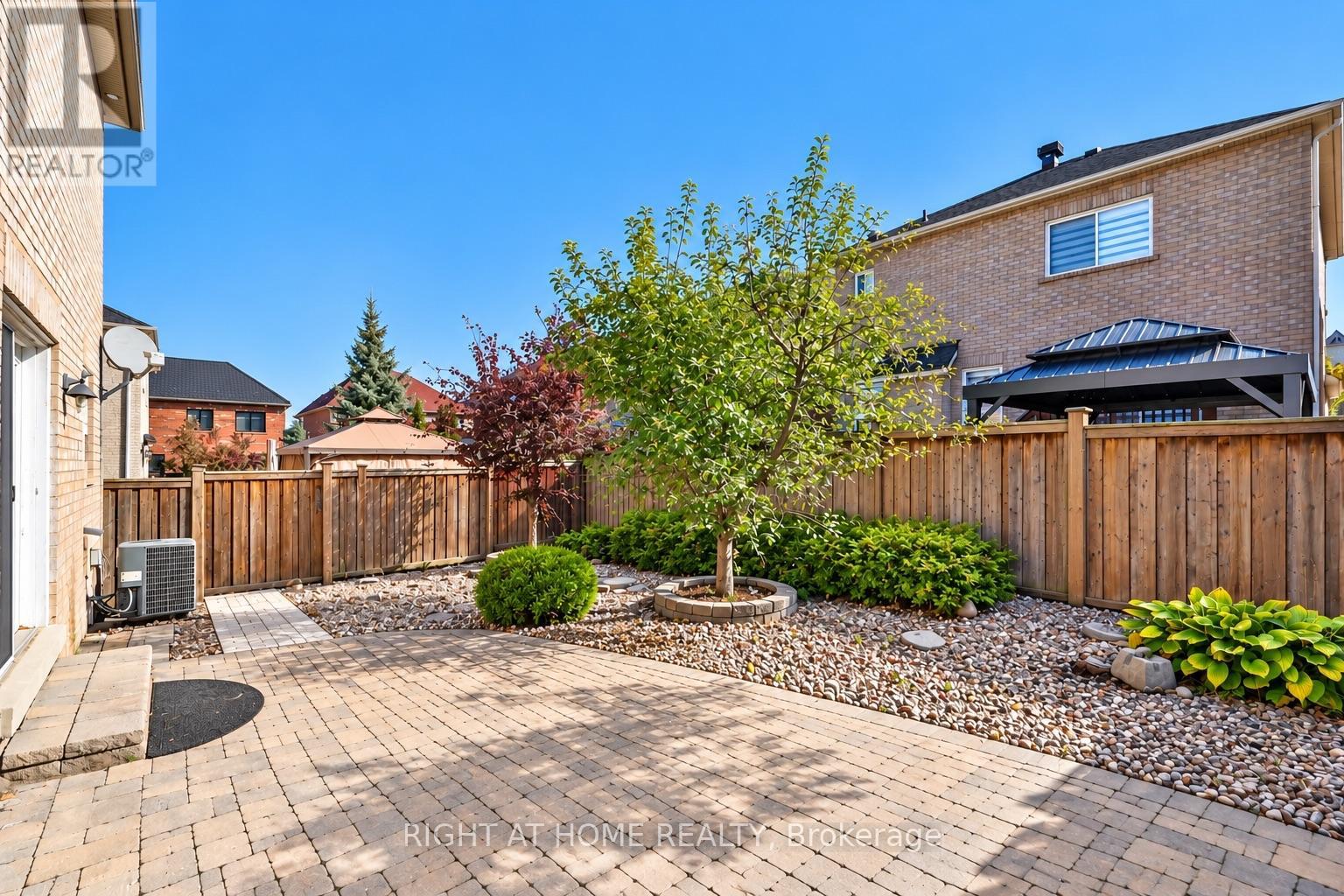 7 Urwin Street, Ajax, Ontario  L1T 0G7 - Photo 45 - E14092834