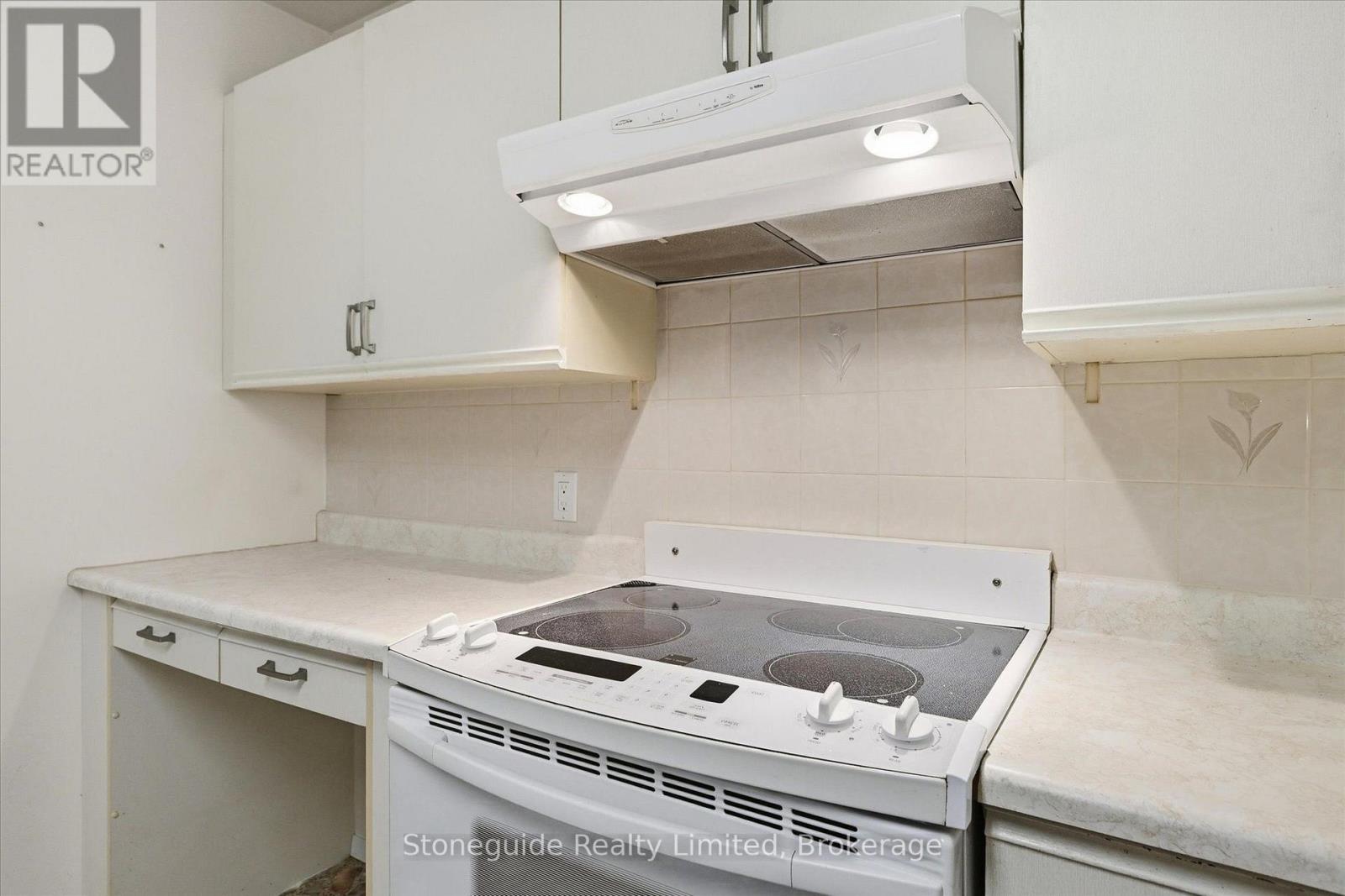 10 - 21 Paddock Wood, Peterborough, Ontario  K9H 7H2 - Photo 25 - X13839176