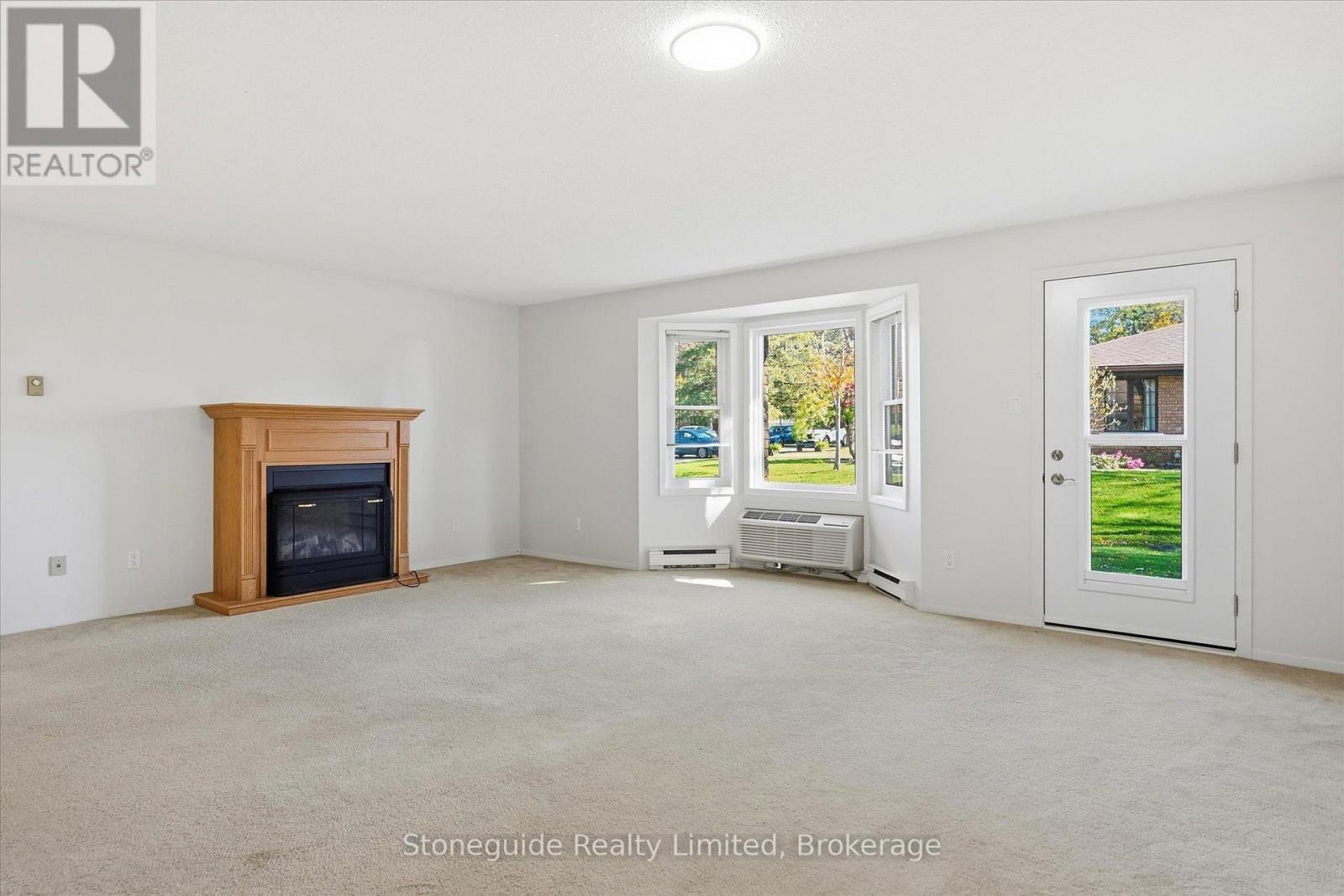 10 - 21 Paddock Wood, Peterborough, Ontario  K9H 7H2 - Photo 6 - X13839176
