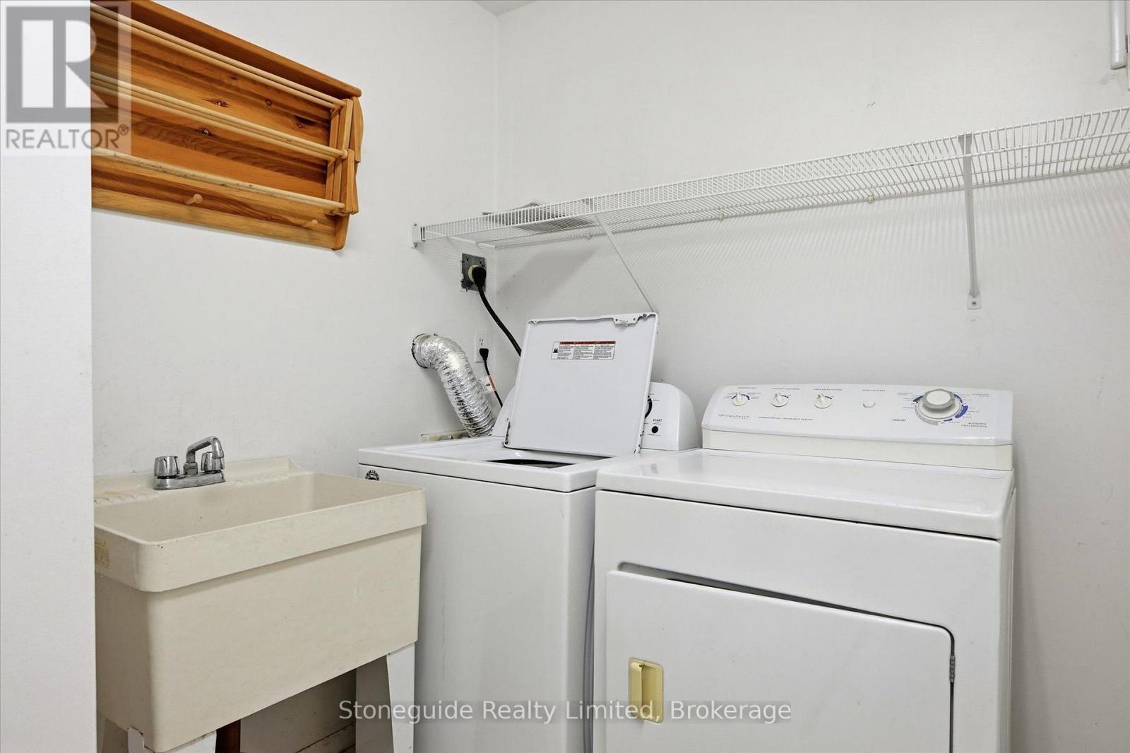 10 - 21 Paddock Wood, Peterborough, Ontario  K9H 7H2 - Photo 43 - X13839176