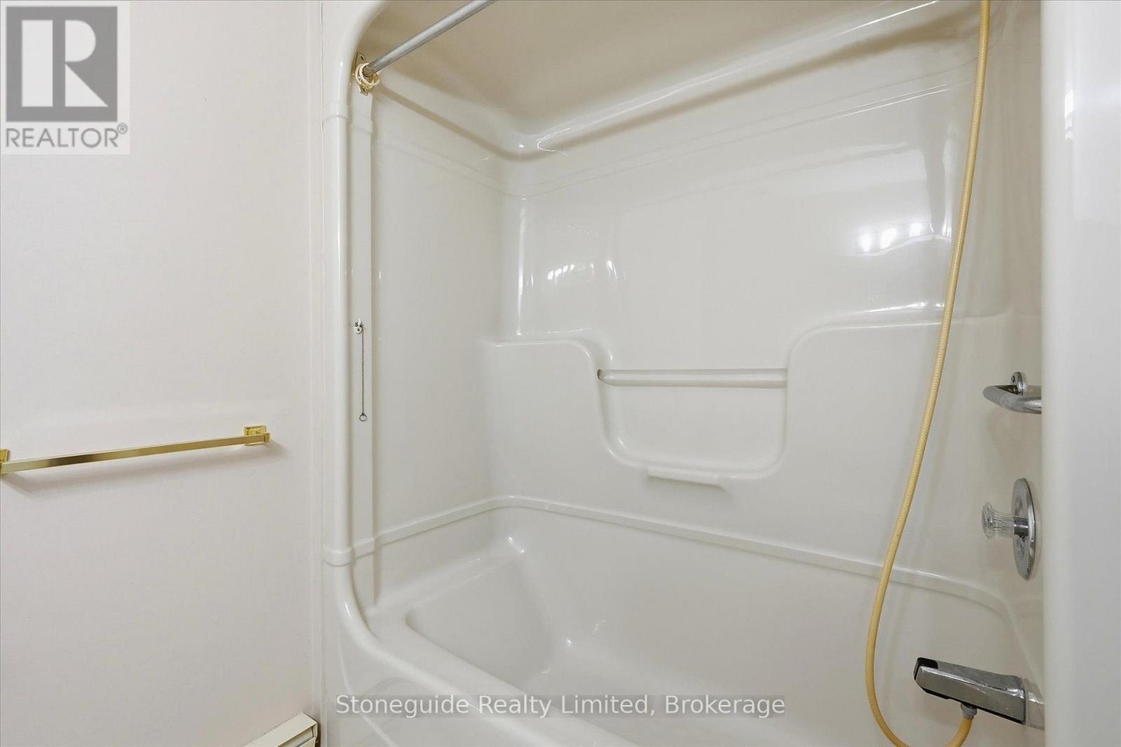 10 - 21 Paddock Wood, Peterborough, Ontario  K9H 7H2 - Photo 42 - X13839176