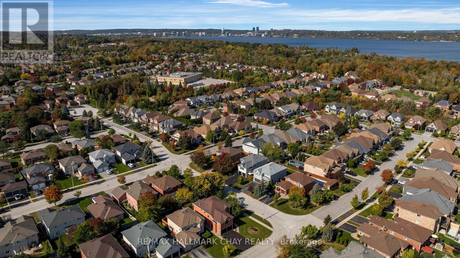 6 Whispering Pine Place, Barrie, Ontario  L4N 9R9 - Photo 40 - S14031892
