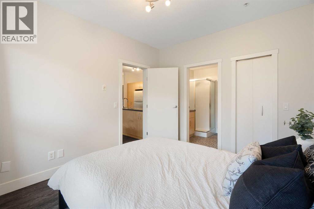 127, 69 Springborough Court SW