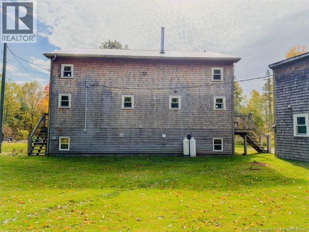 1980 Route 105, Southampton, New Brunswick  E6G 1M8 - Photo 12 - NB149587