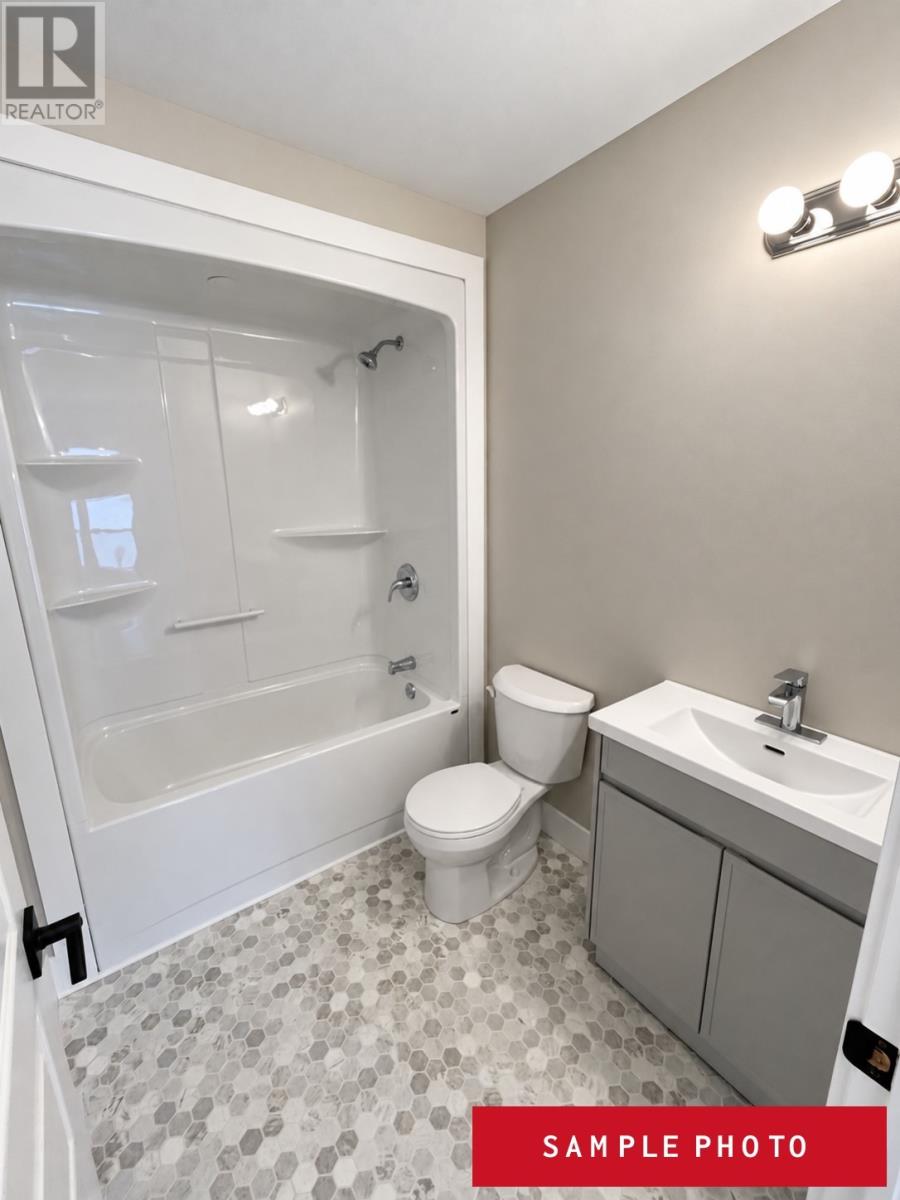 7 Carol Crescent, Paradise — photo 8