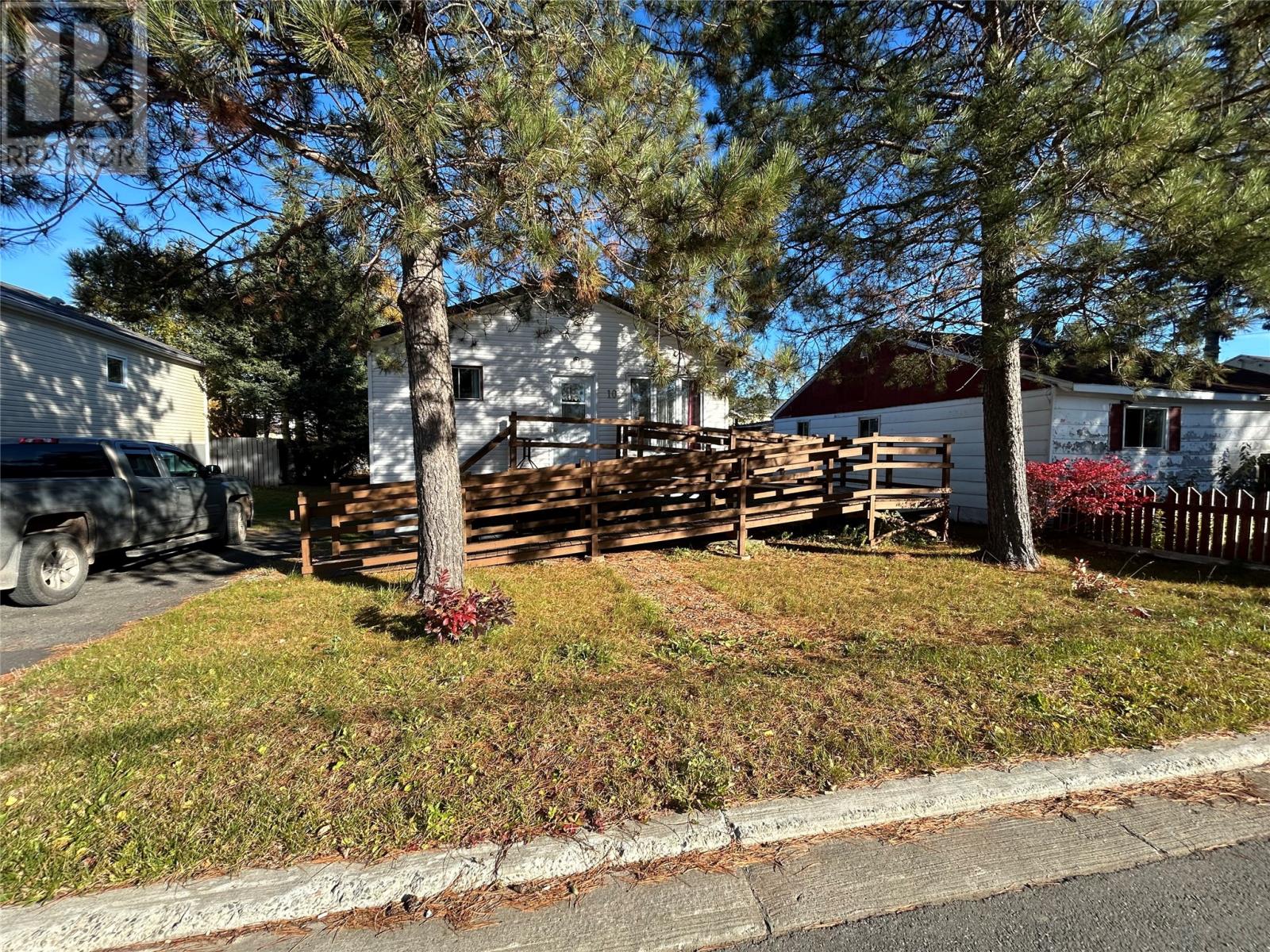 10 Whitmore Street, Grand Falls-Windsor — photo 2