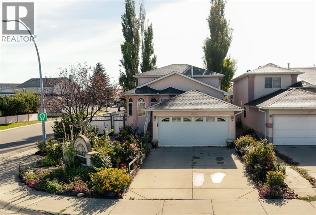 863 Applewood Drive SE