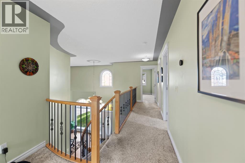 63 West Cedar Rise SW, Calgary, Alberta  T3H 5E2 - Photo 24 - A2351827