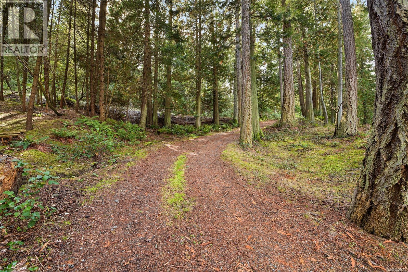 706 Horton Bay Rd