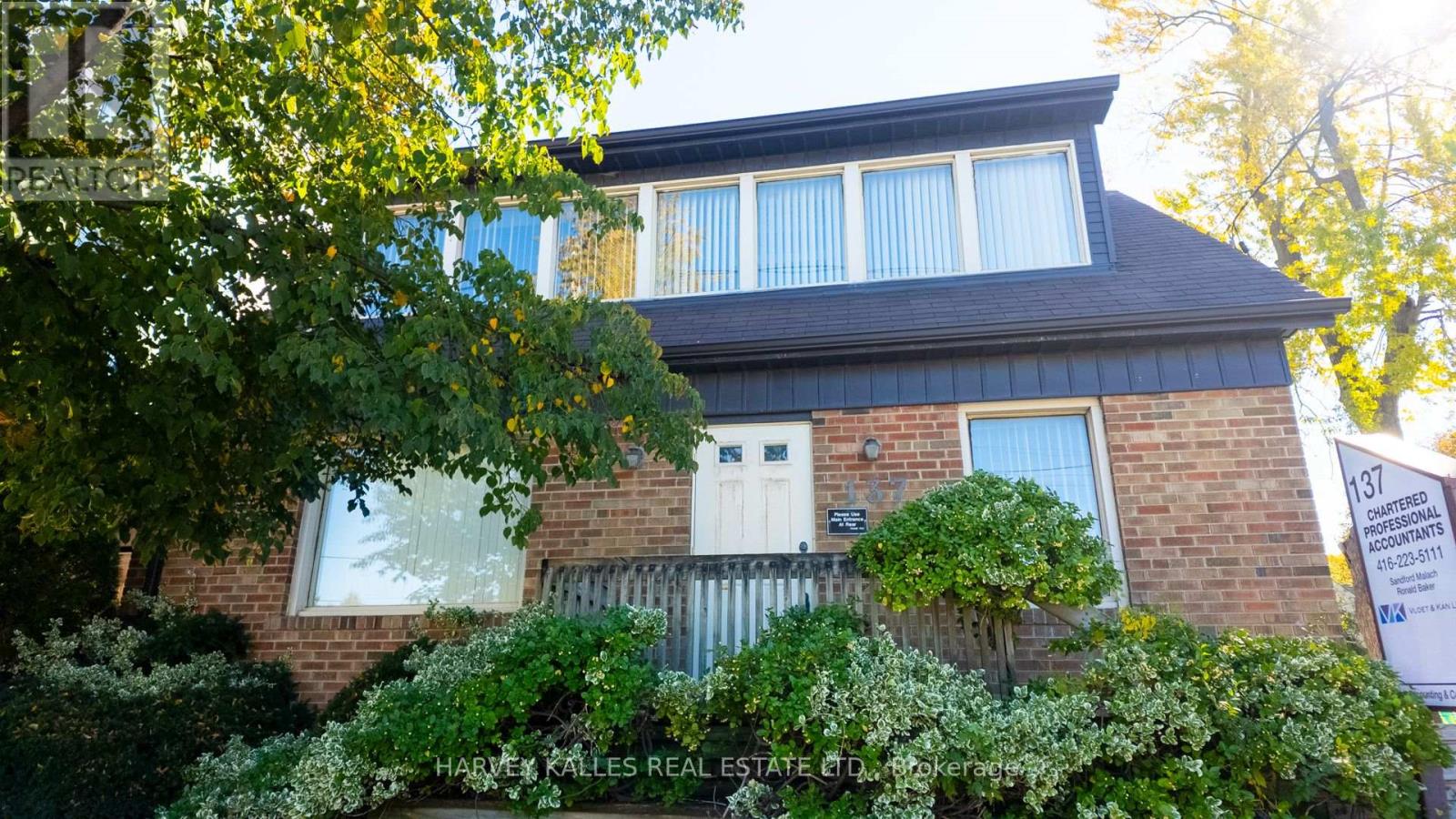 137 Sheppard Avenue E, Toronto, Ontario  M2N 3A6 - Photo 2 - C14098972