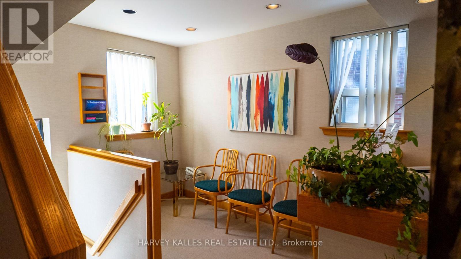 137 Sheppard Avenue E, Toronto, Ontario  M2N 3A6 - Photo 3 - C14098972