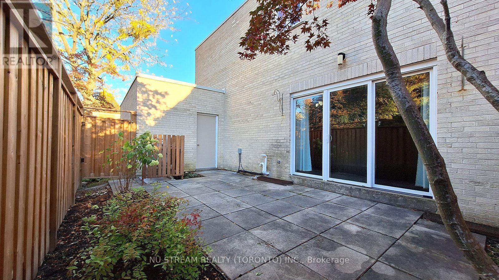 20 SCENIC MILL WAY