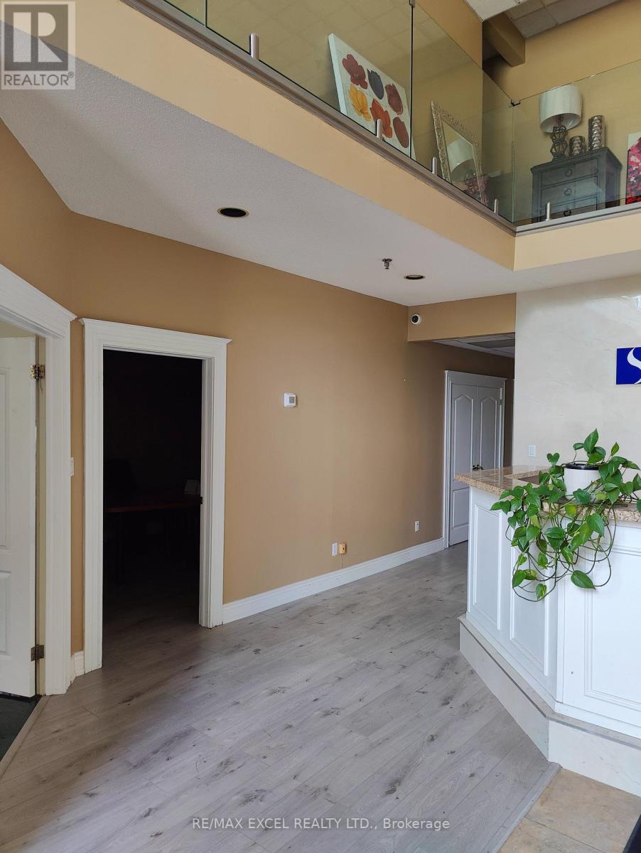 D - 75 Konrad Crescent, Markham, Ontario  L3R 8T8 - Photo 2 - N14098778